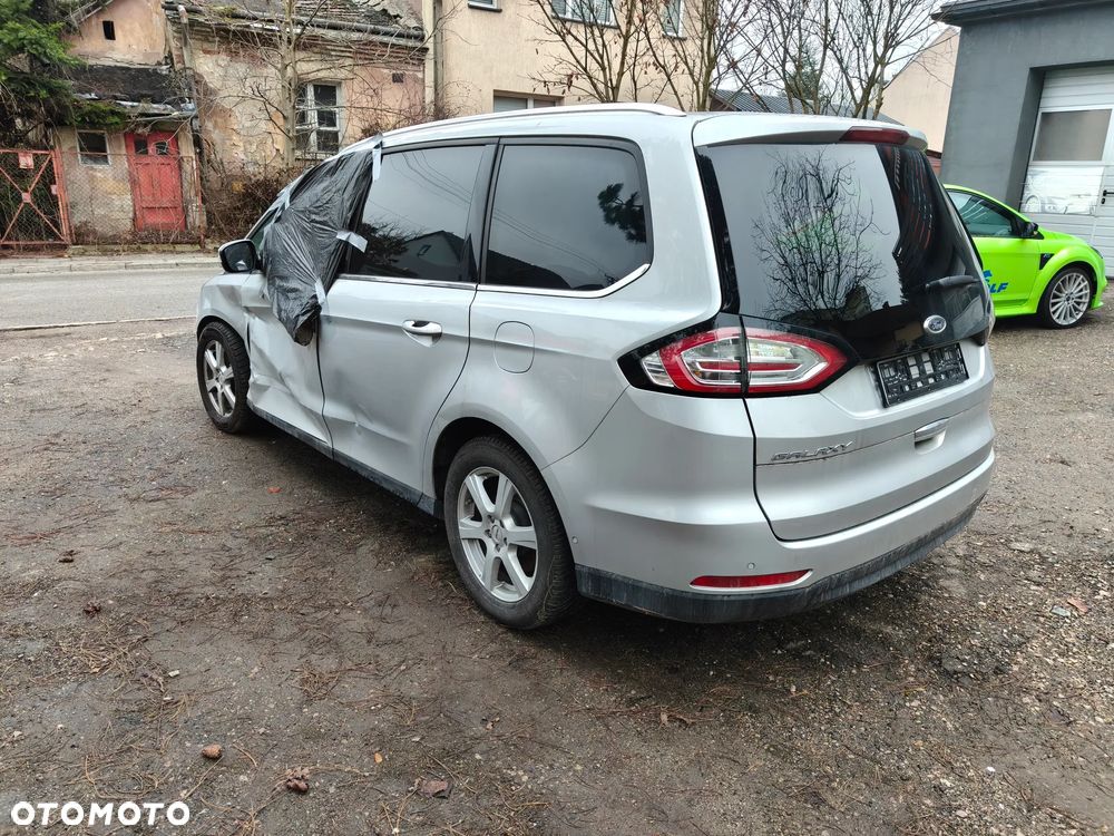 Ford Galaxy 1.5 EcoBoost Titanium - 4