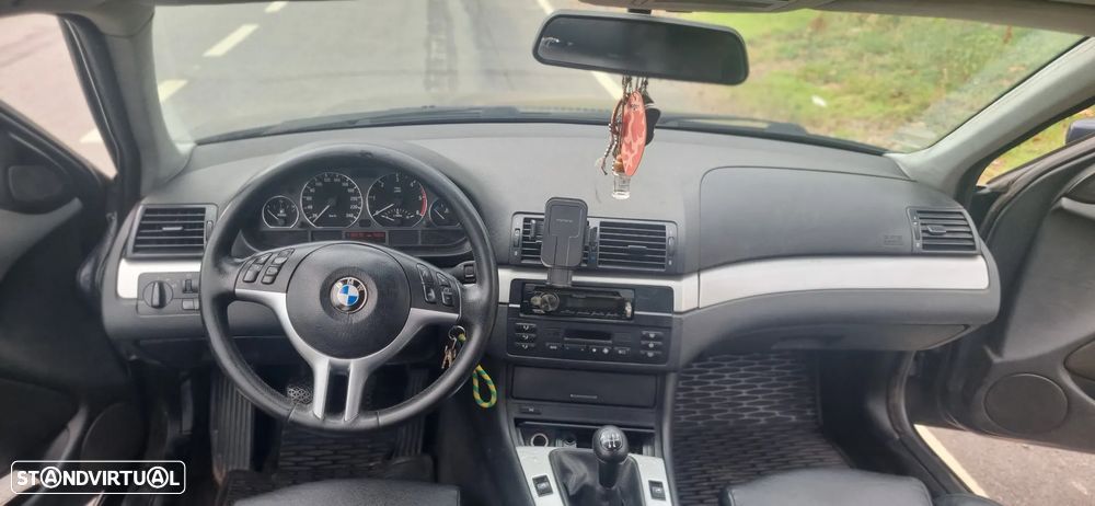 BMW 320 d Touring - 16