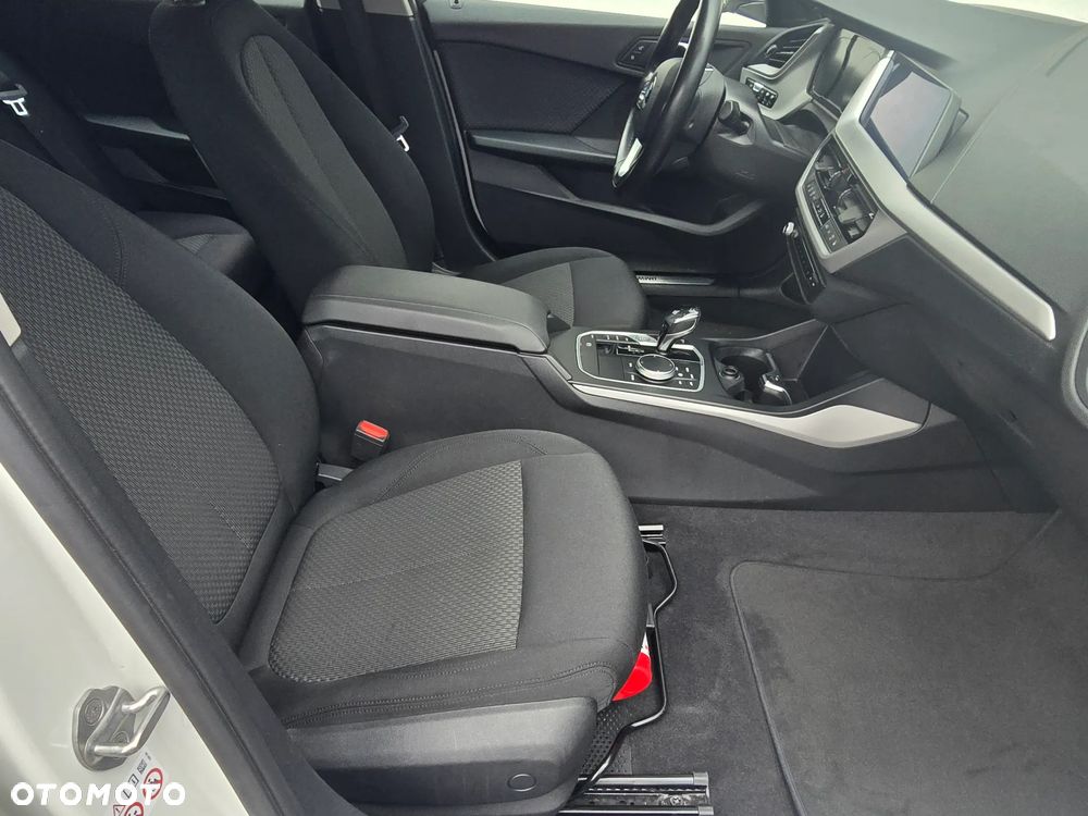 BMW Seria 1 118d Advantage - 11