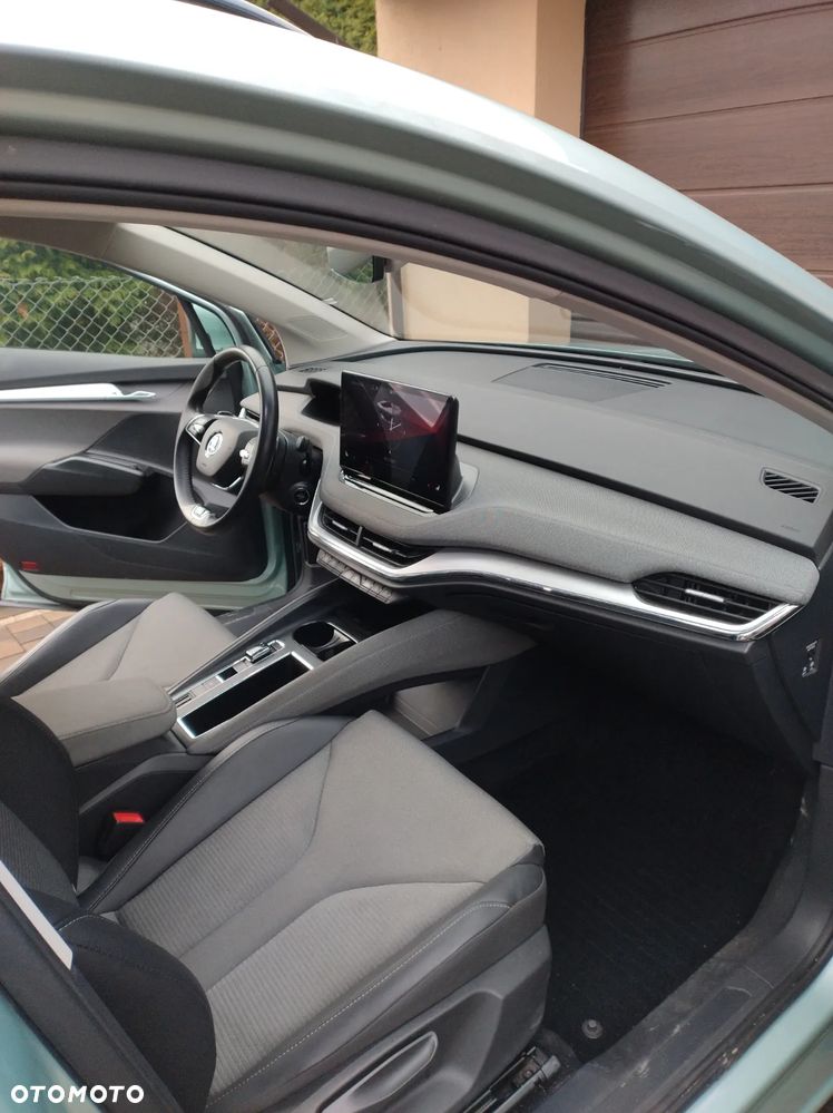 Skoda Enyaq 60 62kWh Clever - 11