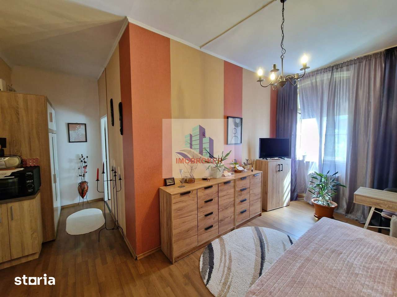 Apartament 2 camere la curte comuna - Strada General Traian Mosoiu — fotografia 1