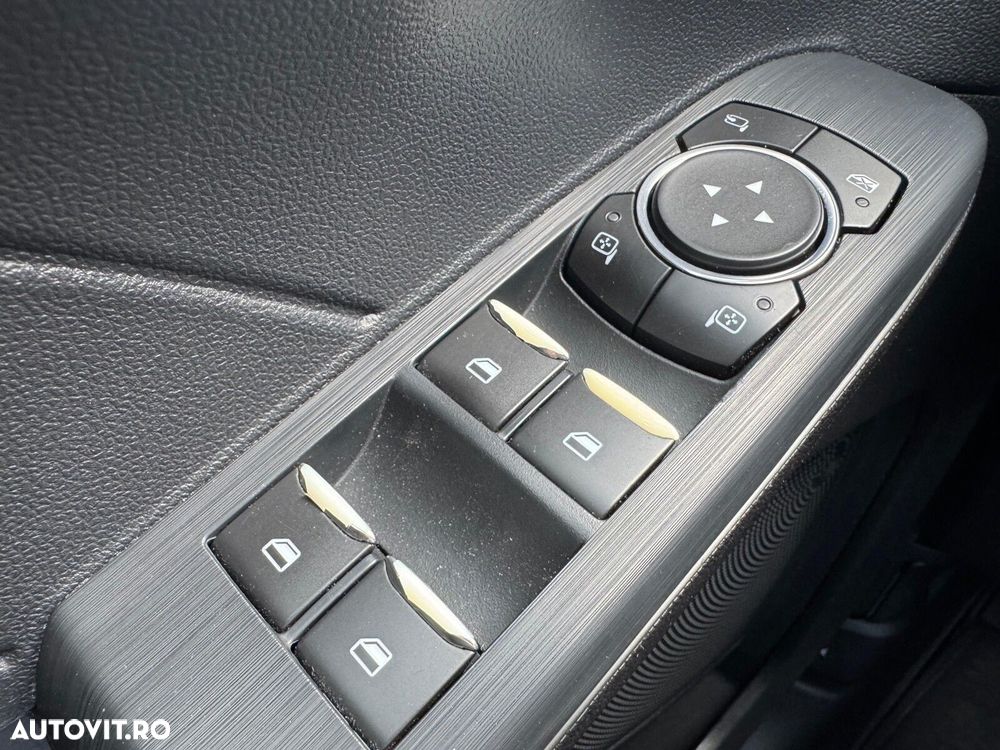 Ford Kuga 1.5 EcoBoost FWD Titanium - 19