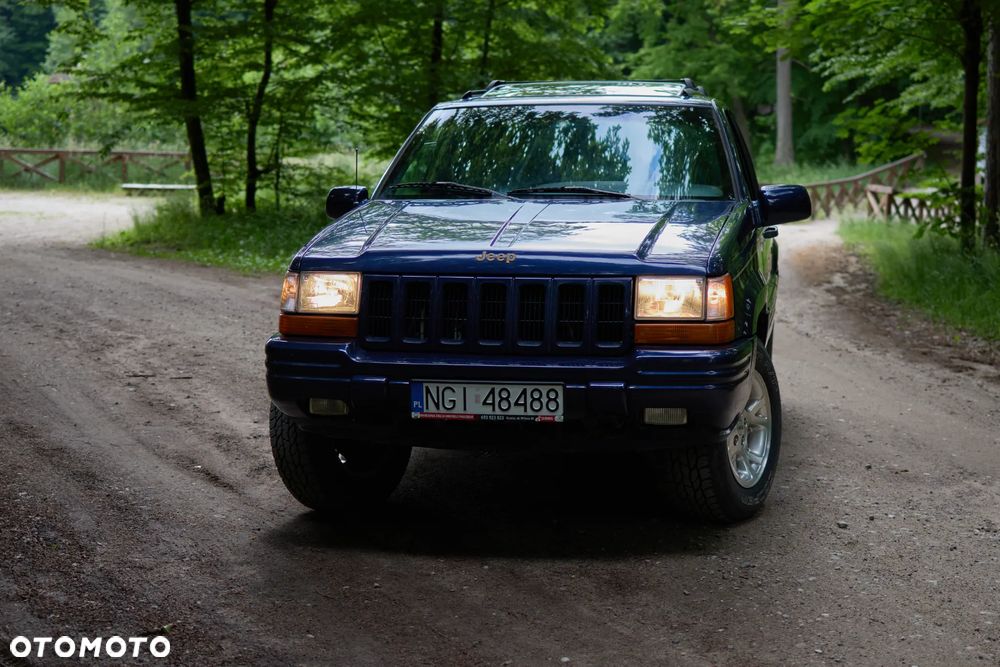Jeep Grand Cherokee - 2