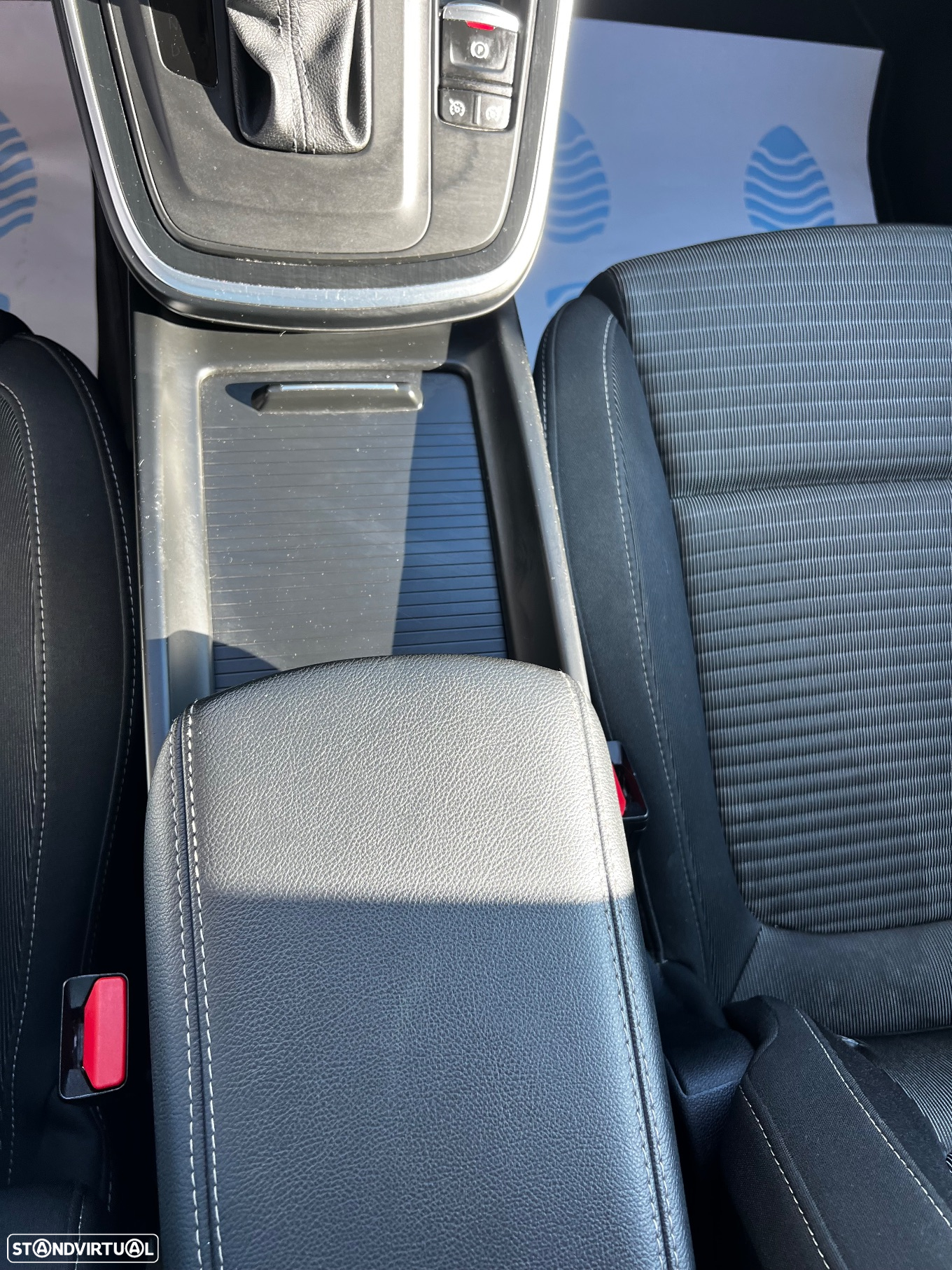 Renault Grand Scénic BLUE dCi 120 EDC LIMITED - 8