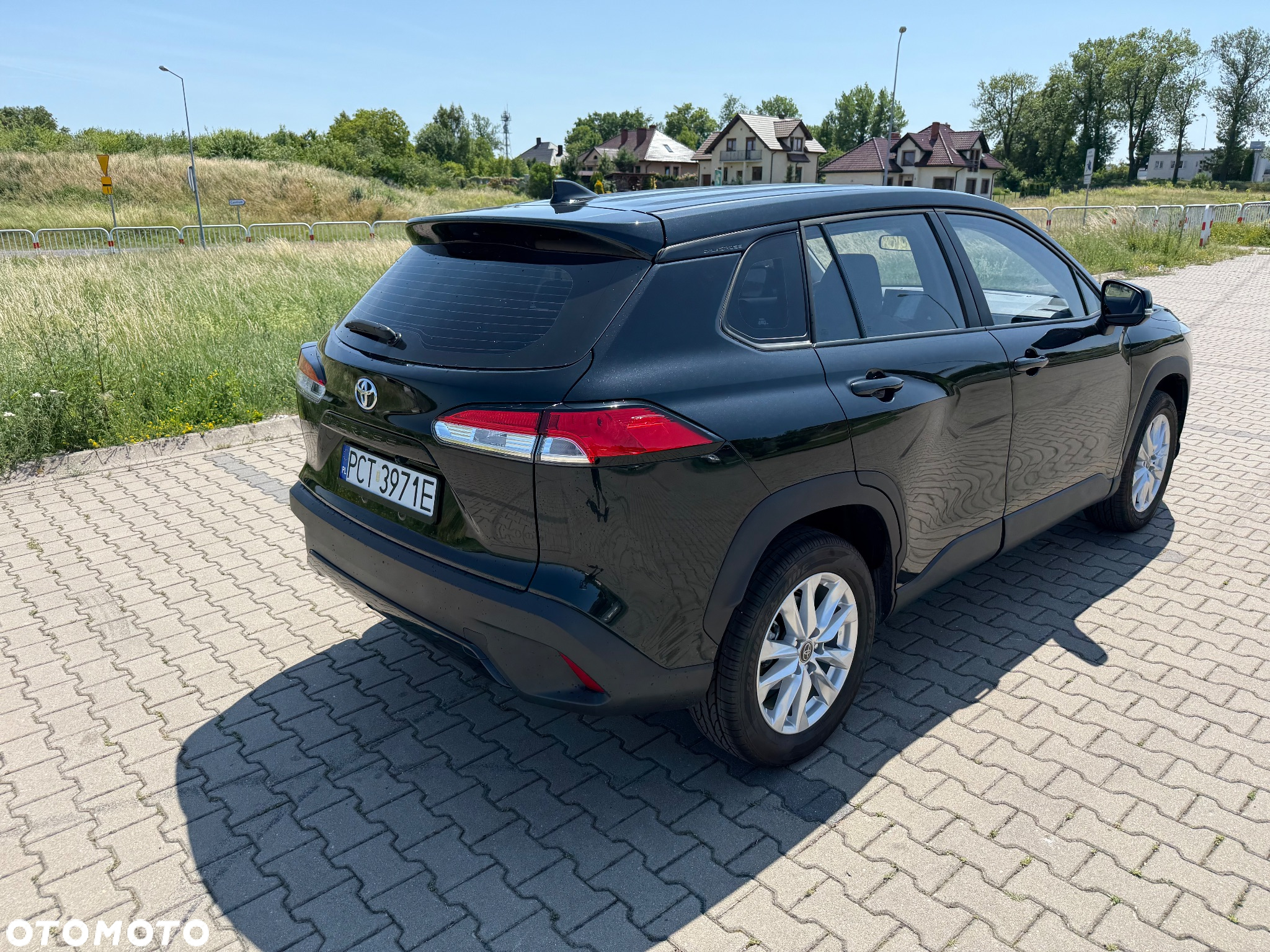 Toyota Corolla Cross - 12