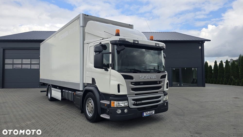Scania P250 Euro 6 kurierka zabudowa kontener kurierka full air super stan! świeży import! - 33