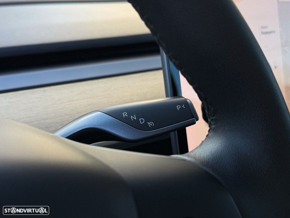 Tesla Model 3 Long-Range Dual Motor AWD - 25