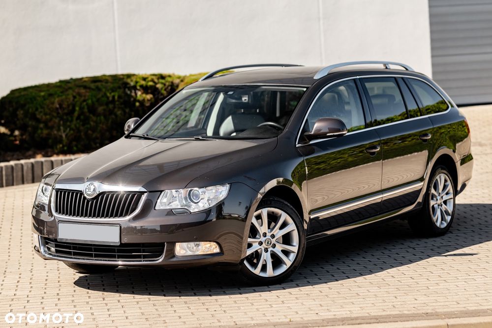 Skoda Superb 2.0 TDI Comfort DSG - 5