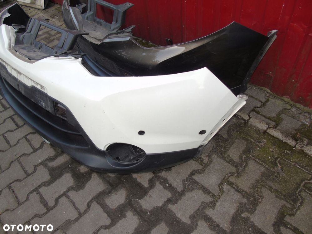 Nissan Qashqai J11 zderzak przedni 62022-4EA0H - 2