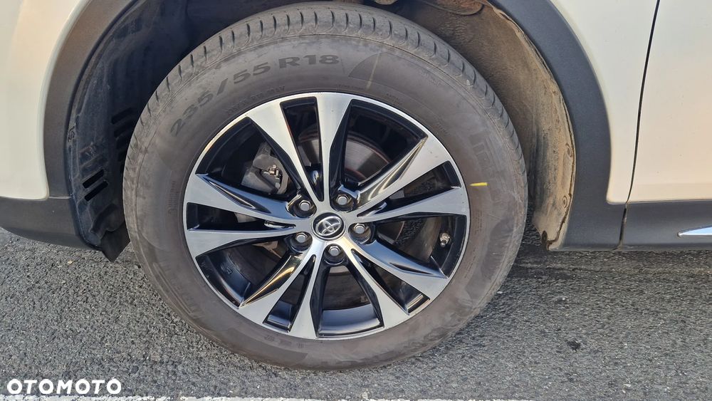 Toyota RAV4 2.0 D-4D Premium - 17