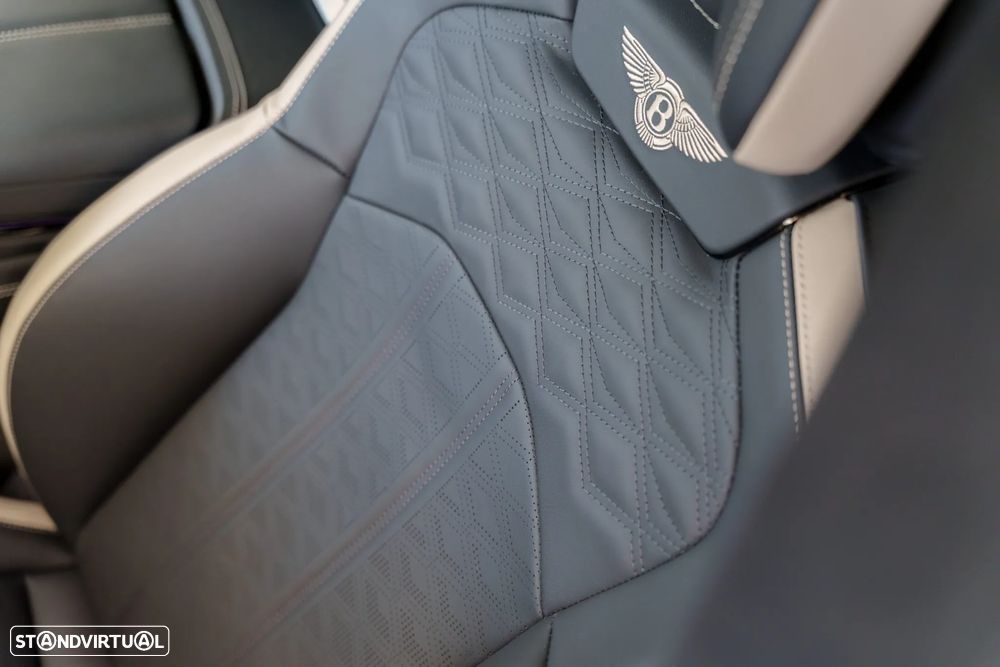 Bentley Flying Spur 4.0 Hybrid Speed - 17