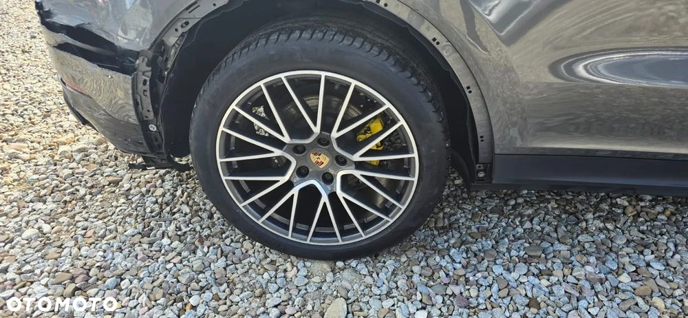 Porsche Cayenne - 37