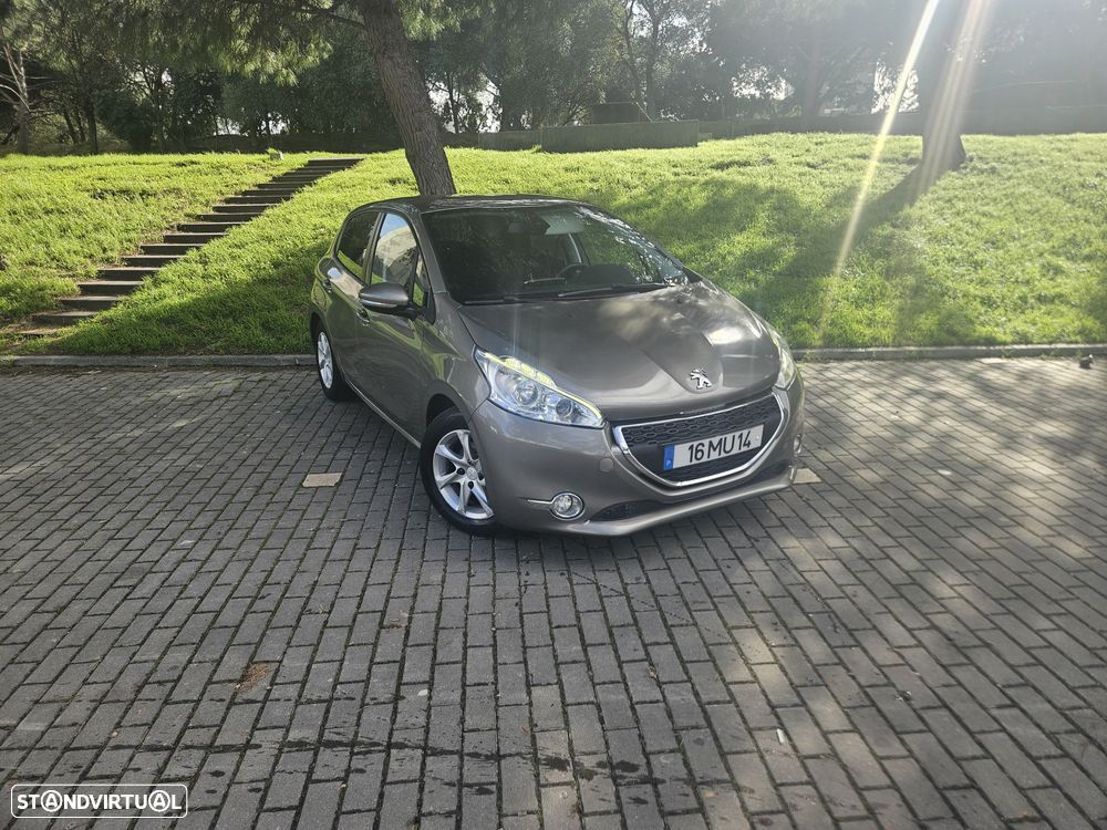 Peugeot 208 1.4 HDi - 1