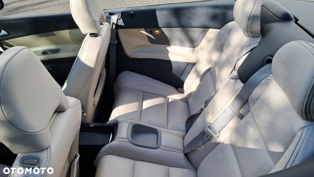 Volvo C70 T5 Inscription - 21