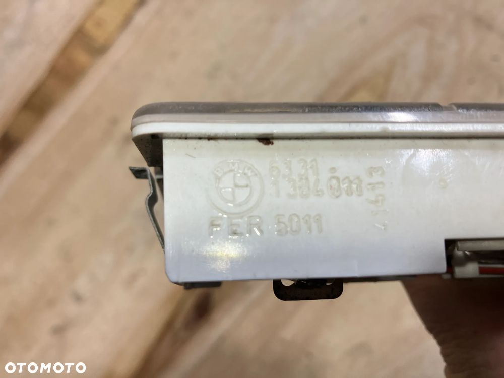OSŁONA SŁUPKA OSŁONY SŁUPKÓW BMW E34 SEDAN LIFT PODSUFITKA MASKOWNICE PODSUFITKI POSZYCIA LAMPKI JUPITERKI LAMPKA KIEROWCY 1384011 - 14