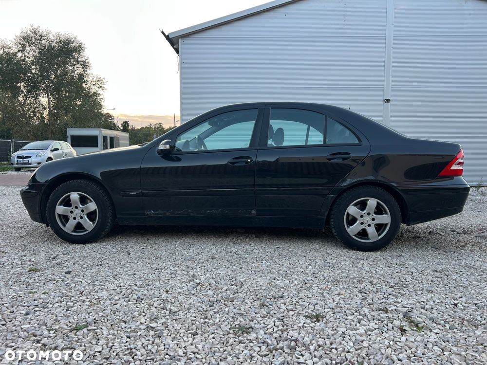 Mercedes-Benz Klasa C 180 Kompressor Classic - 8