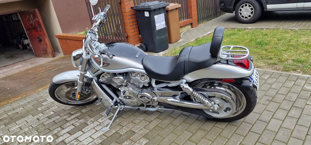 Harley-Davidson V-Rod Street Rod - 16