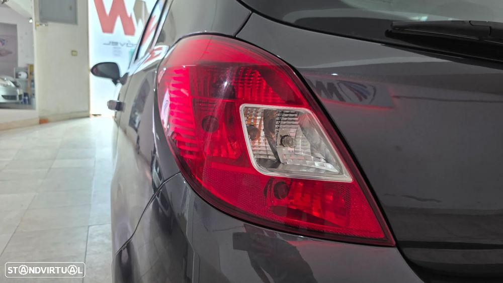 Opel Corsa 1.2 Go! - 10