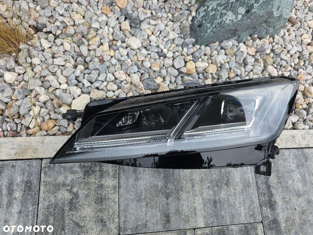 AUDI TT TTS TT RS 8S0 Lampa lewa przód Full Led Dynamic 8S0941033C - 6