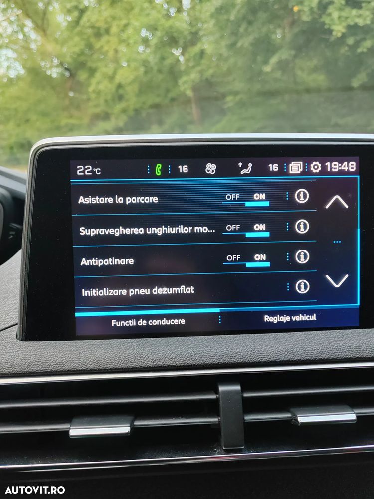 Peugeot 5008 1.5L BlueHDI EAT8 S&S Allure - 29