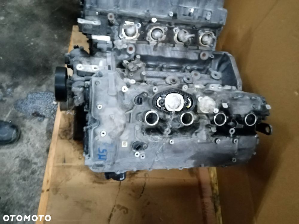 Silnik blok silnika słupek BMW M5 G30 F90 M8 F92 F93 4.4 V8 600KM S63B44B - 4