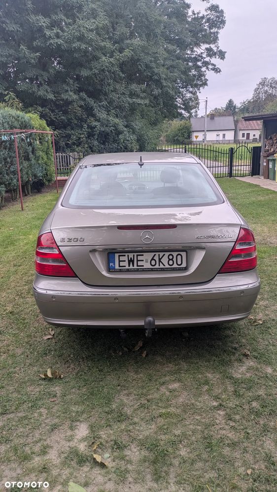 Mercedes-Benz Klasa E - 8