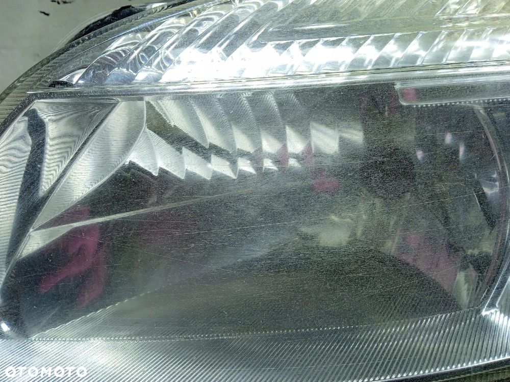 Lampa Lewa Przód Przednia Skoda Fabia Ii - 7