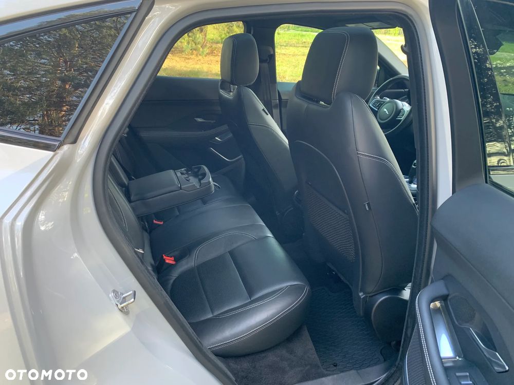 Jaguar E-Pace 2.0 i4P AWD R-Dynamic SE - 20