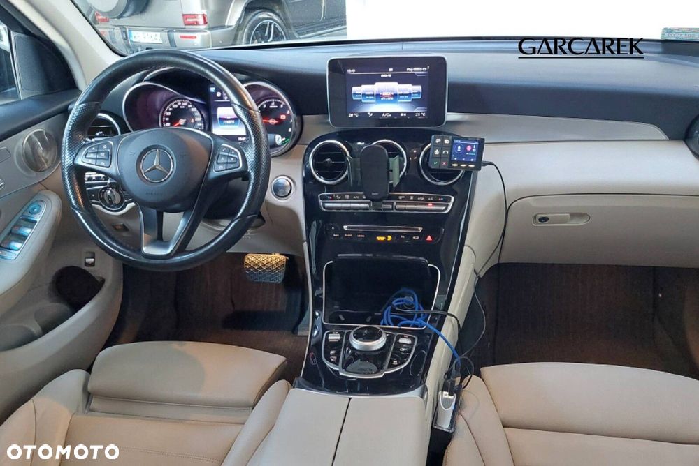 Mercedes-Benz GLC - 15