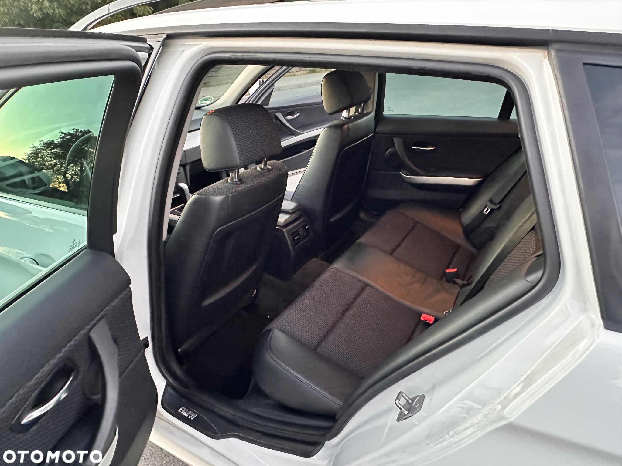BMW Seria 3 320i Touring - 20