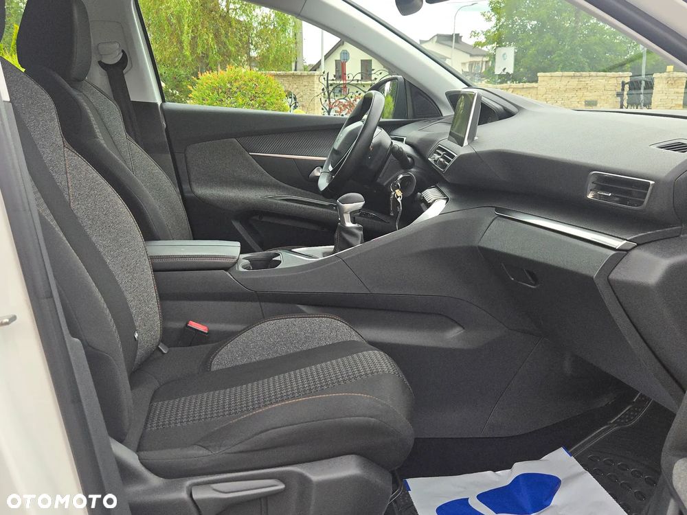 Peugeot 3008 1.6 BlueHDi Active S&S - 12