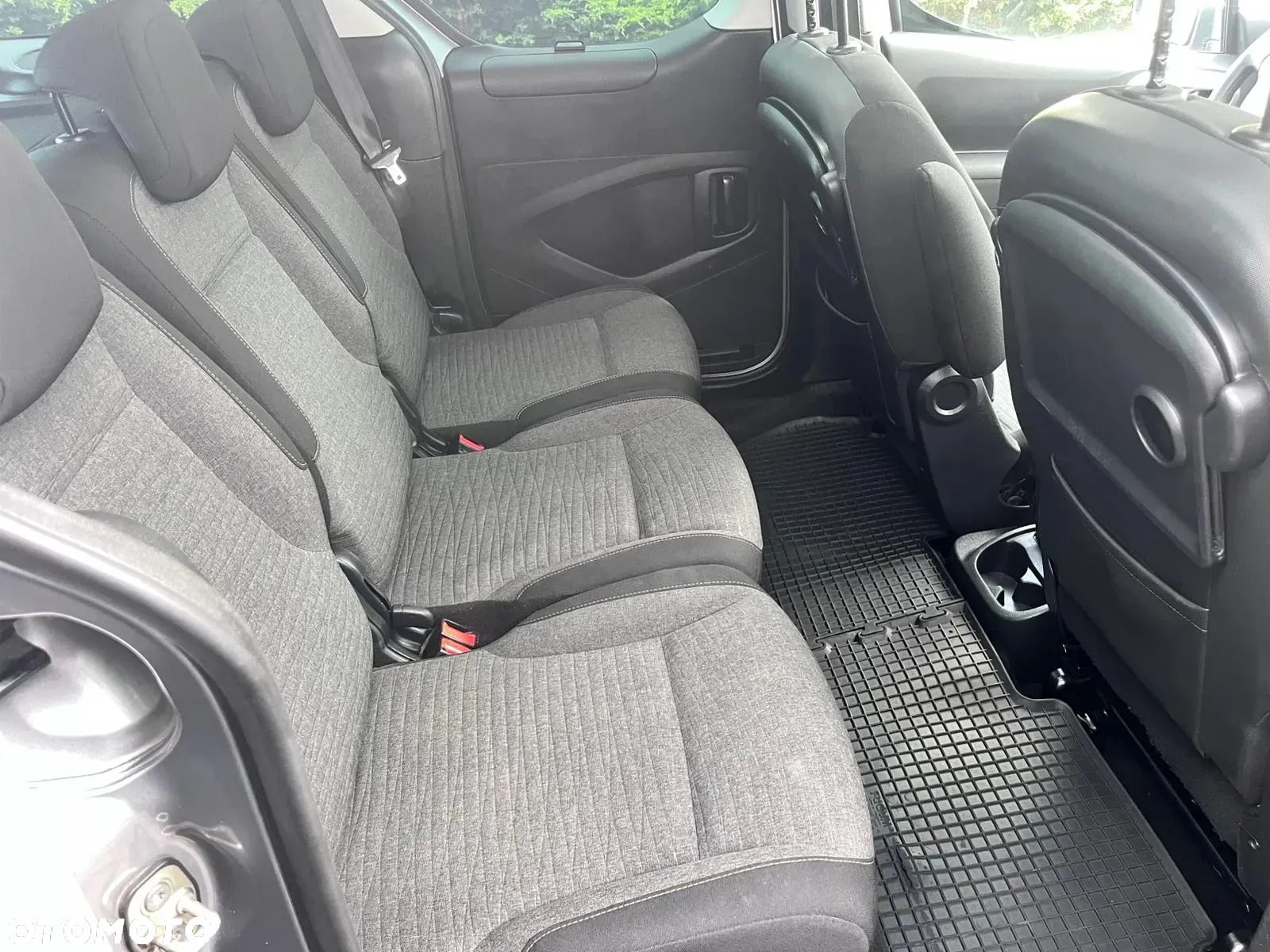 Citroën Berlingo 1.6 BlueHDi XTR S&S - 4