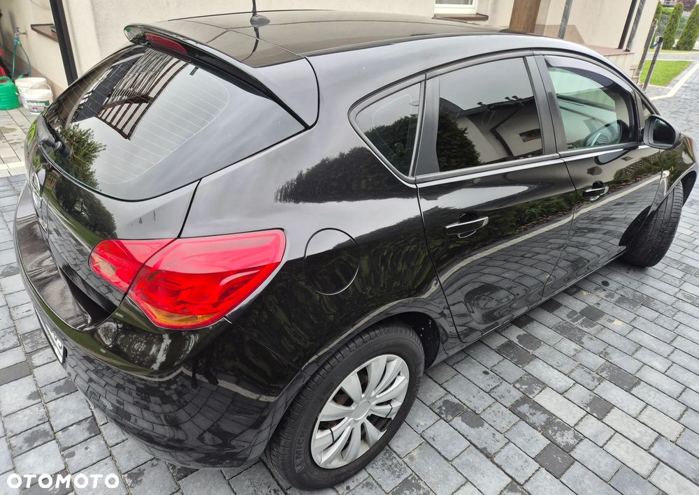 Opel Astra 1.6 - 13