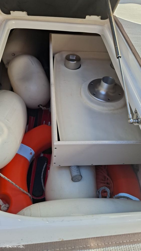 Chaparral 257SSX - 30