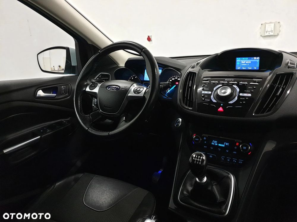 Ford Kuga 1.6 EcoBoost 2x4 Individual - 2