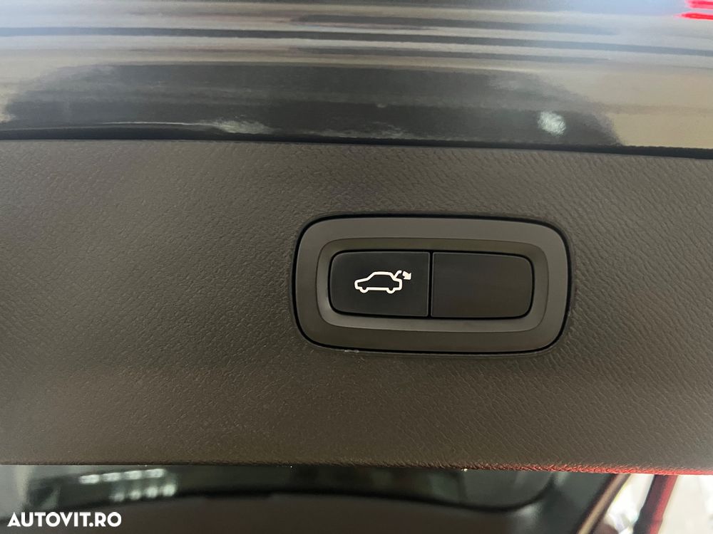 Volvo XC 90 T8 AWD Recharge Geartronic Inscription Edition - 21