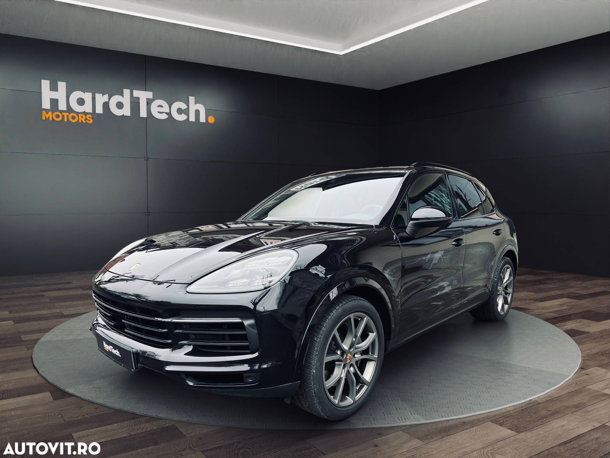 Porsche Cayenne - 3