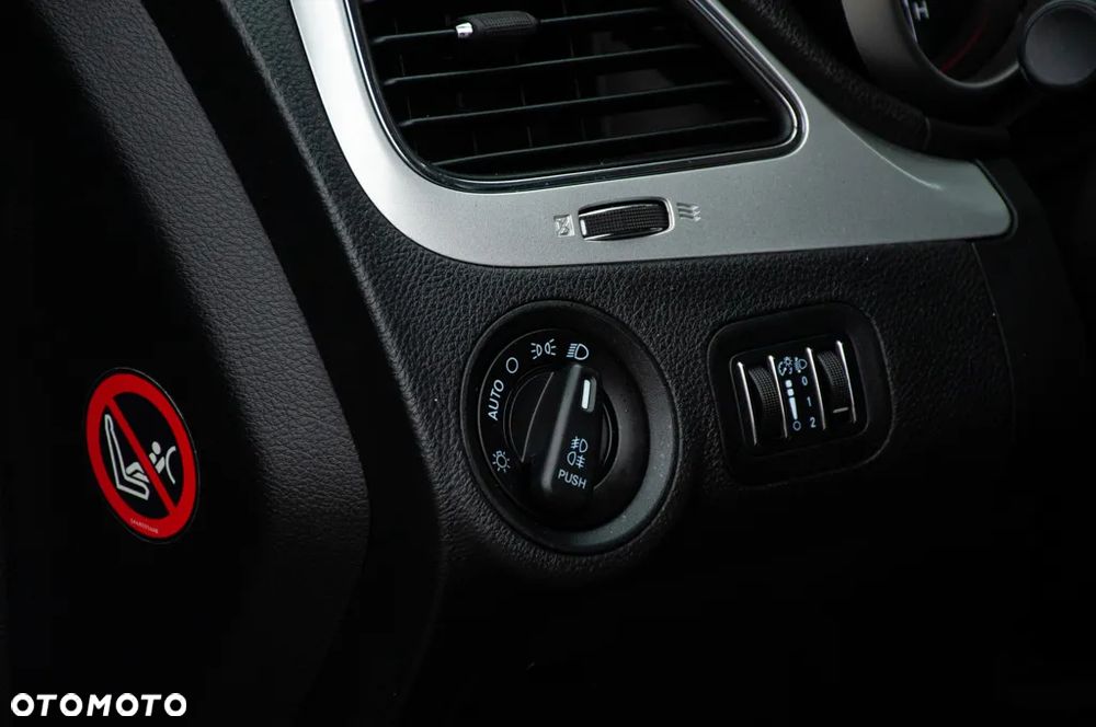 Fiat Freemont 2.0 Multijet 16V DPF Automatik Allrad Lounge - 36