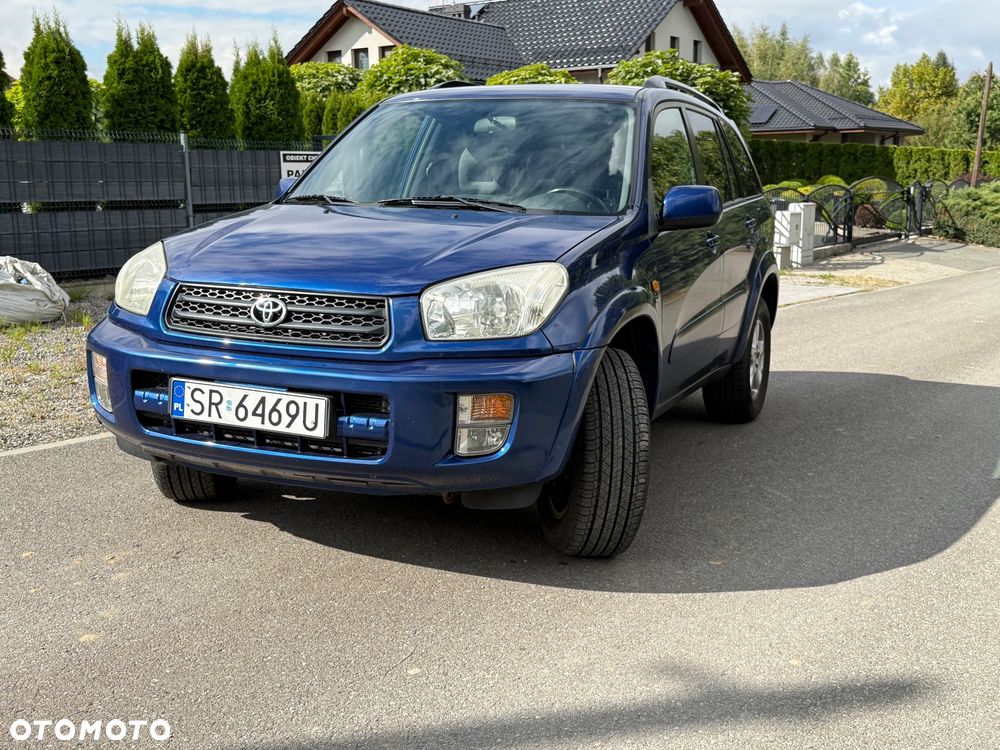 Toyota RAV4 2.0 VVT-i 4x4 - 11