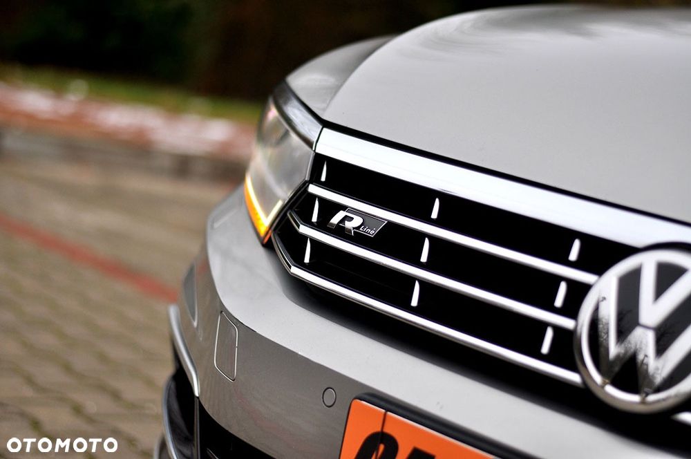 Volkswagen Passat 2.0 TDI SCR DSG Elegance - 8