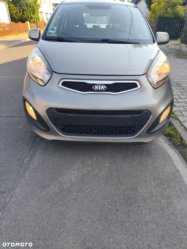 Kia Picanto 1.0 Dream Team Edition - 11
