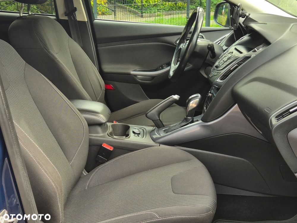 Ford Focus 1.6 SYNC Edition PowerShift - 13
