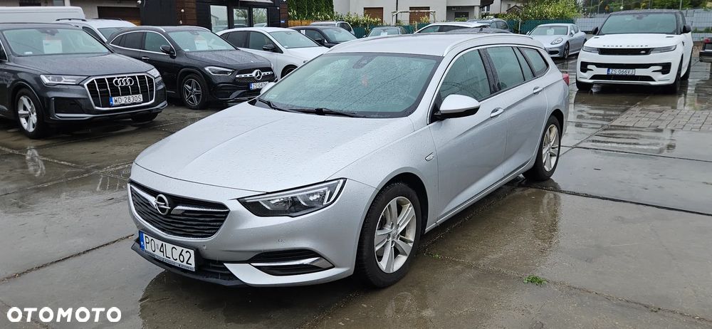 Opel Insignia - 1