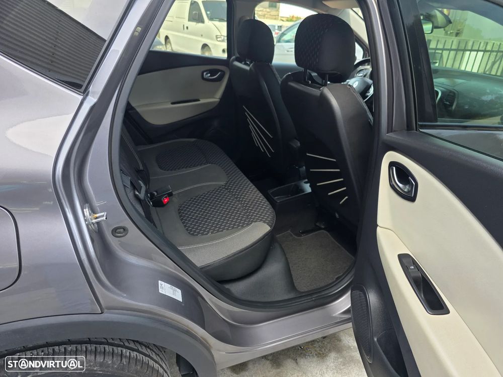 Renault Captur 0.9 TCE - 27