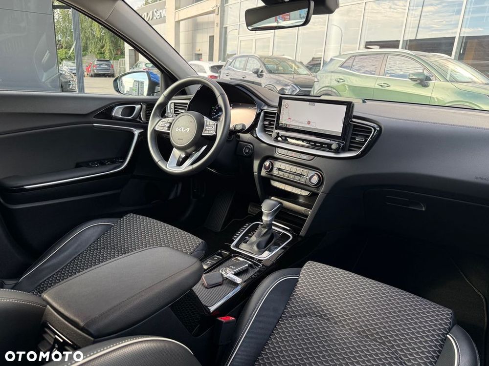 Kia Ceed 1.6 GDI PHEV Business Line DCT - 22