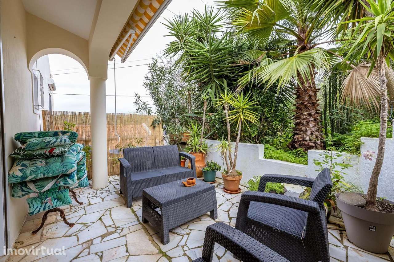 MORADIA DE 3 + 2 QUARTOS COM ATELIER EM COLÉGIO, LAGOS - Grande imagem: 5/43