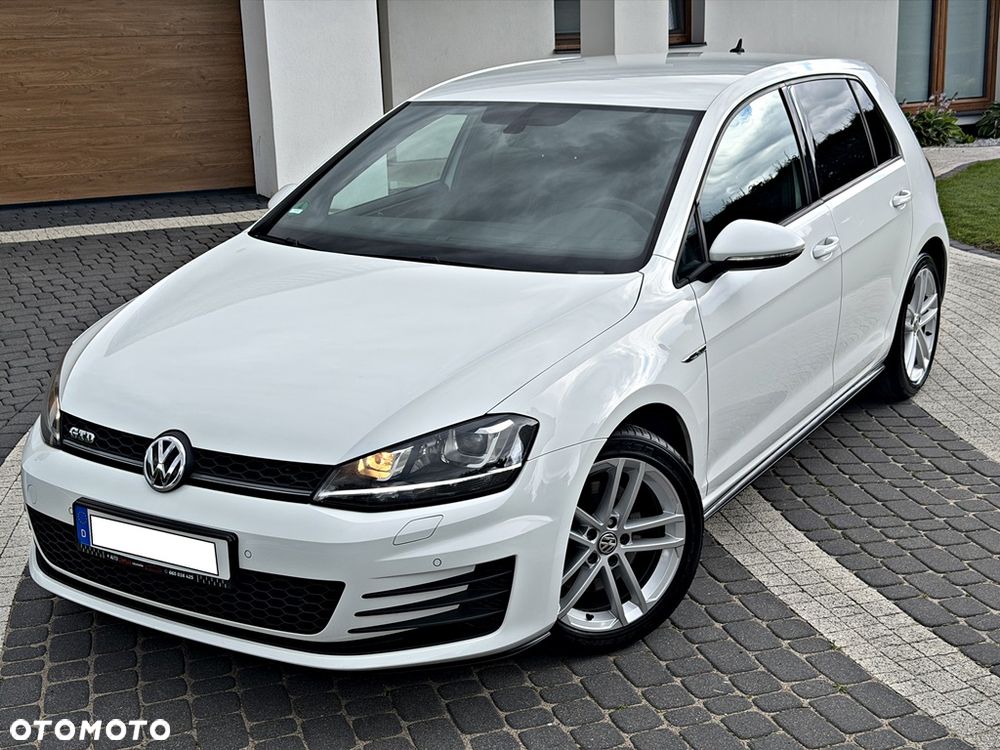Volkswagen Golf GTD (BlueMotion Technology) - 2