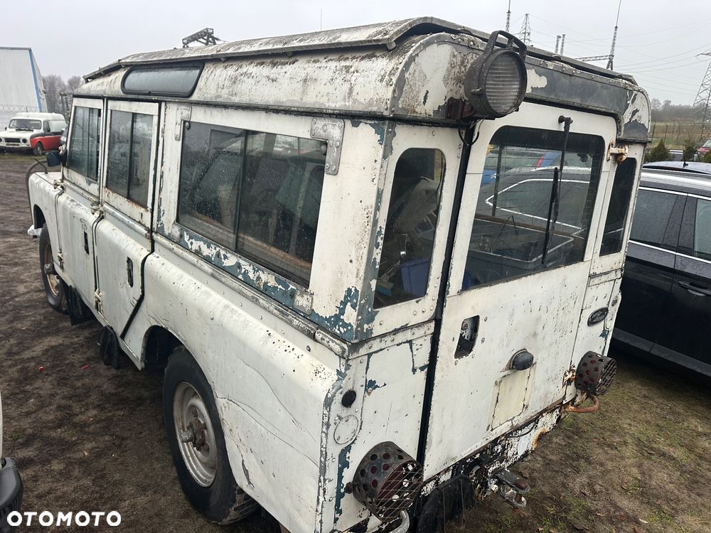 Land Rover Defender - 6