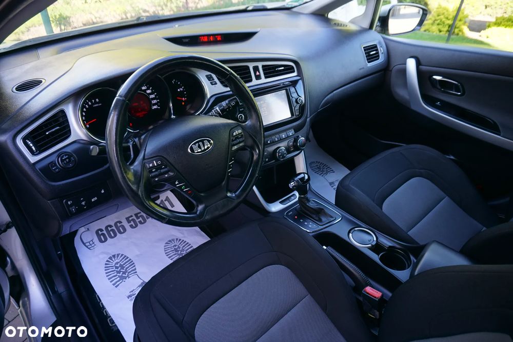 Kia Ceed - 7