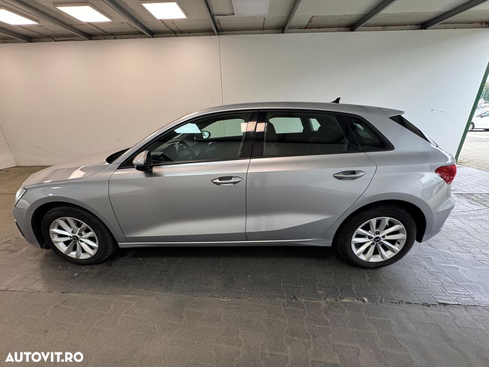 Audi A3 2.0 30 TDI Advanced - 18